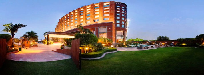 Radisson Blu Hotel - Noida 01.jpg